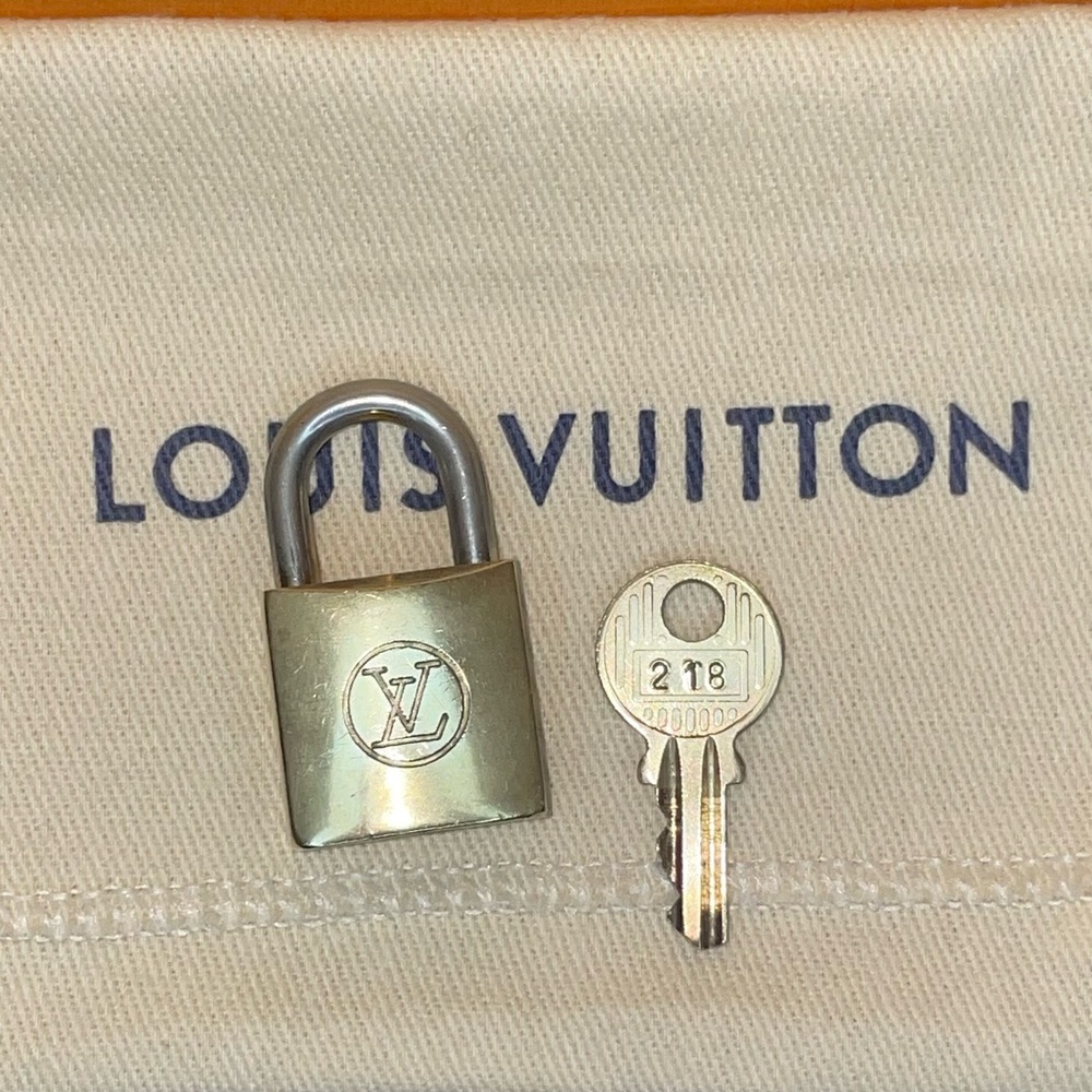 Vintage Louis Vuitton 218 Lock & Key! Rare Collector Piece LV Lock!🔥